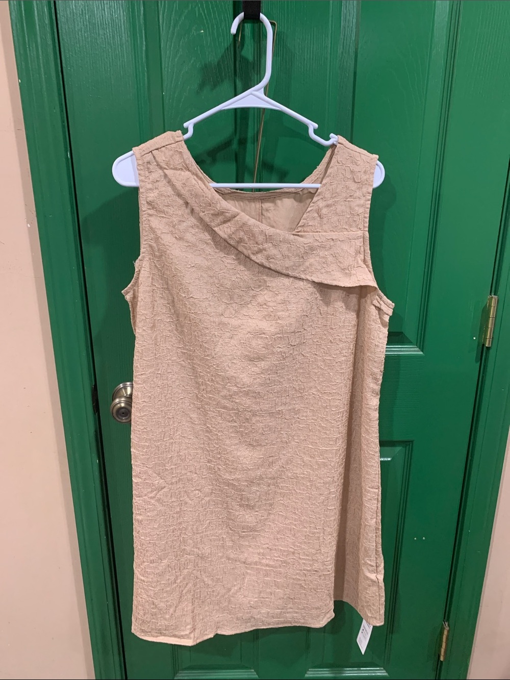 Cupshe Beige Sleeveless Textured Shift Dress
